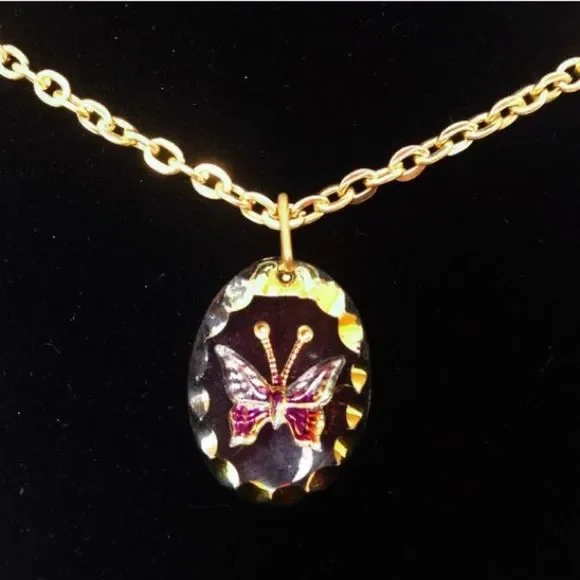 Vintage Necklace With Acrylic Butterfly Pendant - Picture 2 of 7